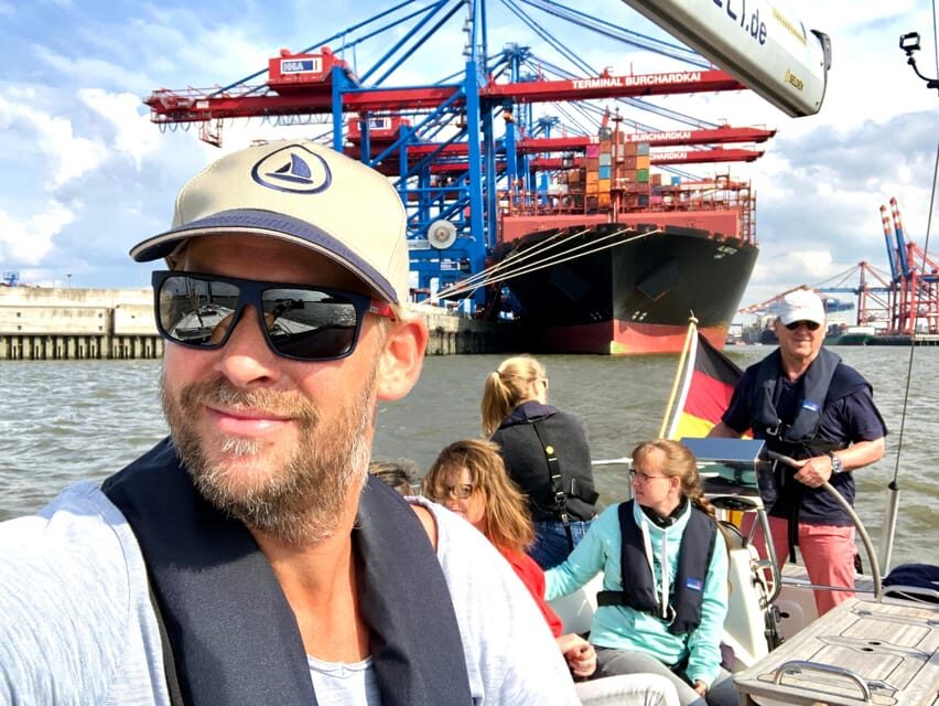 "After Work" - Sailing-Yacht Cruising Event, Hamburg/Elbe - Sail vs motor: why that mix keeps it fun (and keeps you on time)