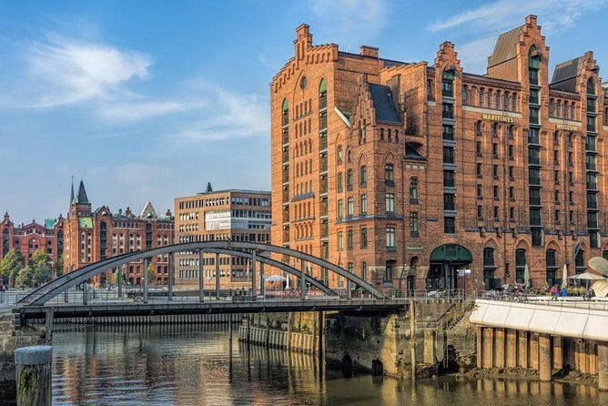 Airport Transfer: Hamburg Airport HAM to Hamburg by Business Car - Key points before you book