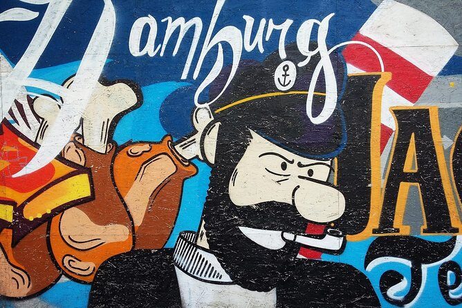 Bicycle tour through the "other" Hamburg (min.4) - Riding Through the Schanzen District: Alternative Culture You Can See