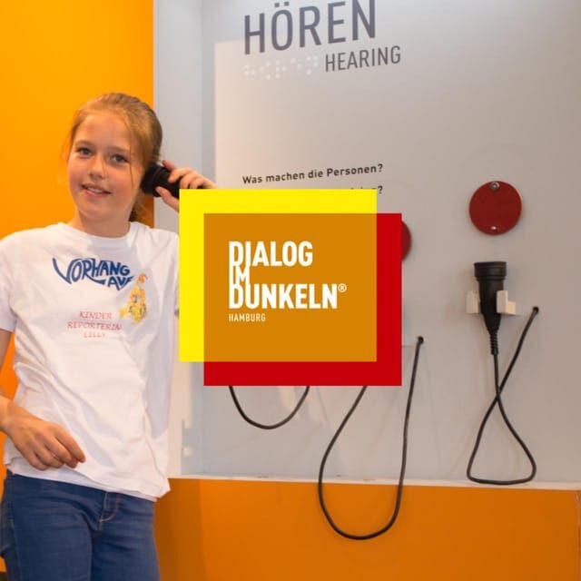 Dialogue in the dark (tour in German) - Everyday scenes in total darkness: what you’ll do and feel