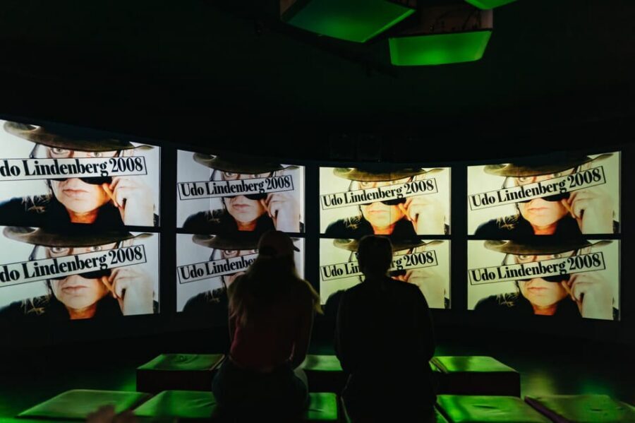 Express-Tour Panik City Udo Lindenberg Multimedia Experience - The exclusions: what Express-Tour doesn’t include