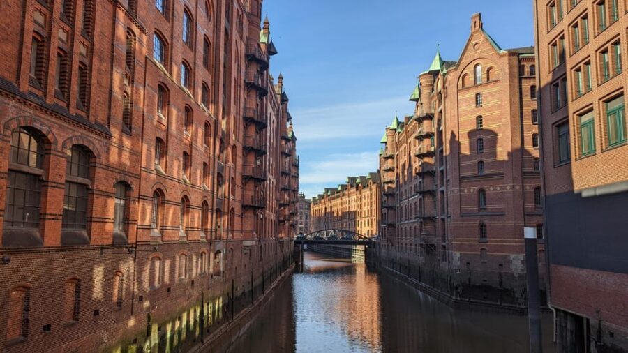 Hamburg among friends - Van tour - Town hall area vibes, counting houses, and the viewpoint moment