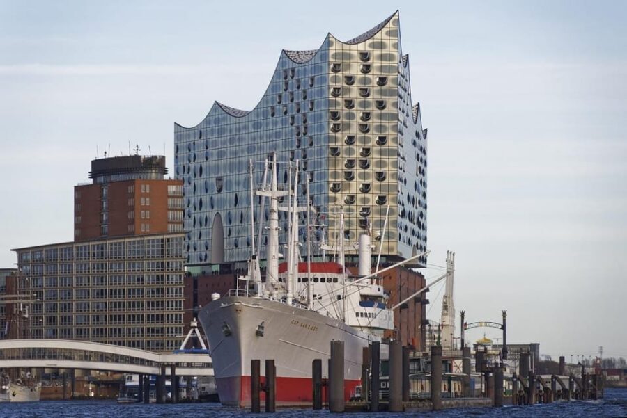 Hamburg: Discover Hamburg from landmark to landmark - Starting at the Michel: where Hamburg’s landmark story begins