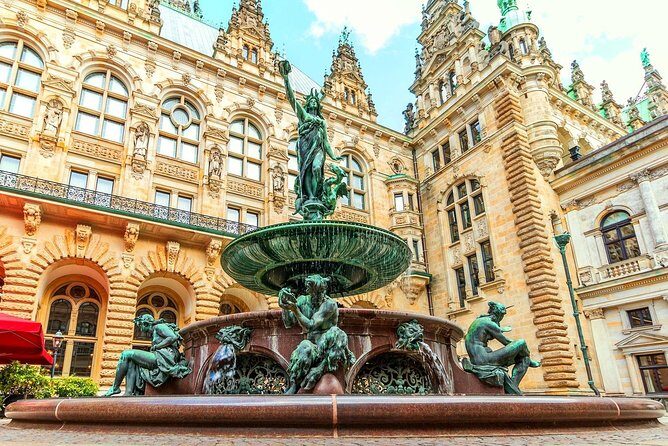 Hamburg Guided Bike Tour: Tradition and Modernity, Elbphilharmonie (min.4) - Elbphilharmonie area: modern Hamburg you can feel right in motion