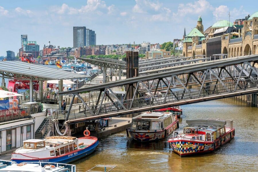 Hamburg: Hop on Hop off city tour and 1 hour harbor tour - Getting Your Bearings at Landungsbrücken Bridge 4