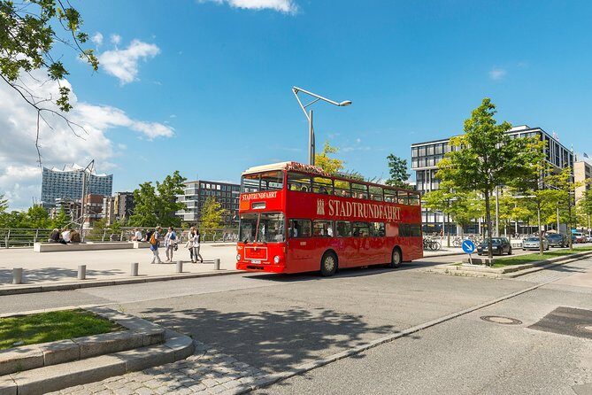 Hamburg Hop-on-Hop-off Tour, Harbor and Lake Alster Cruise - The bus experience: 28 stops, the 90-minute loop, and audio reality