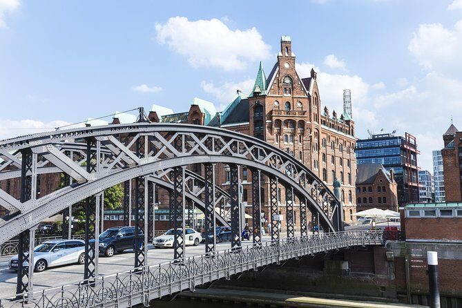 Hamburg Like a Local: Private and Personalized Experience (3hrs) - St. Pauli nightlife: the city’s after-dark identity