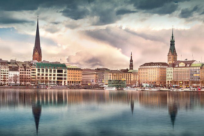 Hamburg Port Promenade Tour - Hamburg’s port as Germany’s gateway to the world