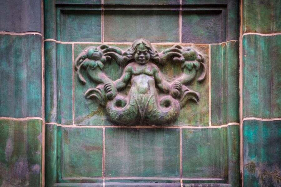 Mystical Hamburg - Walking Tour in German - Meeting at Domstraße/Alter Fischmarkt near St. Peter’s Church and the pink pillar