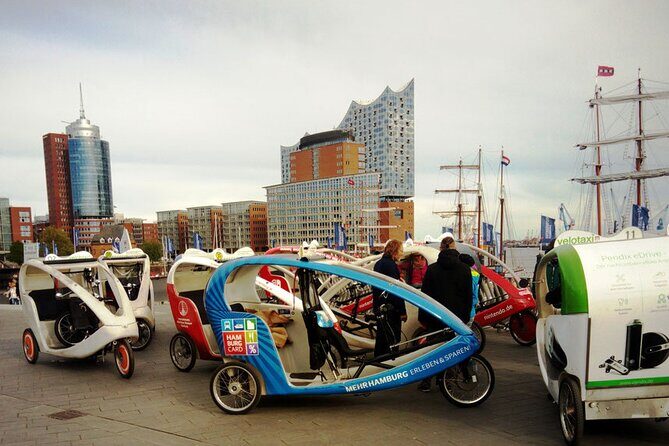 Private Hamburg rickshaw tour for 2 people - The guide factor: adaptability, route sense, and practical pickup stories