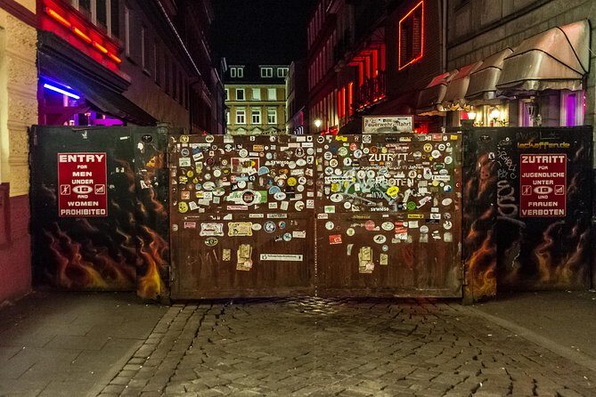 Private Tour: Hamburg St Pauli Nightlife District - Where you start at St. Pauli train station and how the first drink works