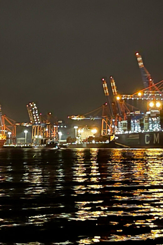 Sailing trip ''the Elbe by night", Hamburg/Elbe - Why Night Sailing on the Elbe Feels Different