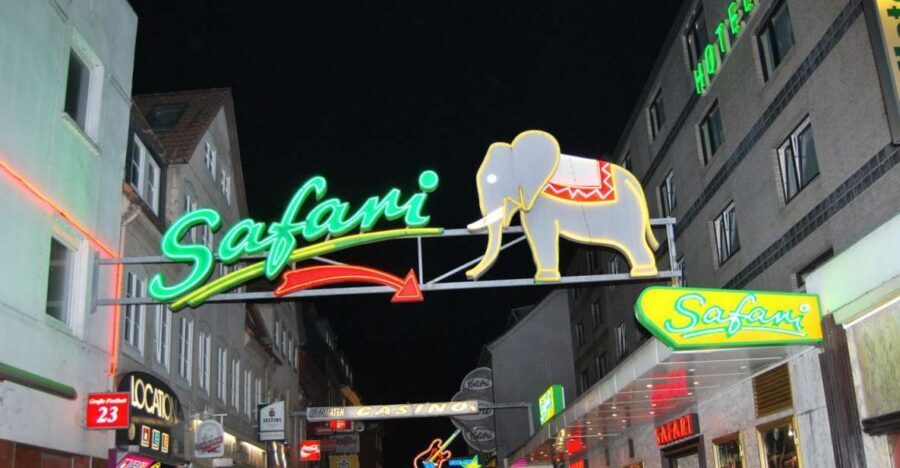 St. Pauli: Daytime Tour - Starting at Davidwache: Getting Oriented in 10 Minutes