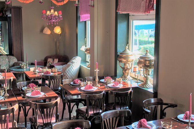 St. Pauli kulinarisch – Die Food Tour - U Feldstraße to Reeperbahn: how the 3-hour walk works