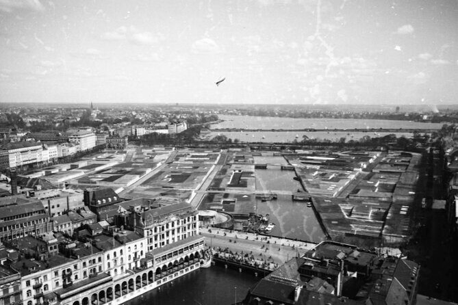 World War 2 Hamburg Private Guided Tour - Planten un Blomen and Jungfernstieg: propaganda, punishment, and decoy ideas